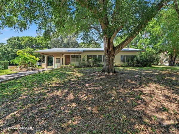 4042 Sweet Bay Drive , Mims, FL 32754
