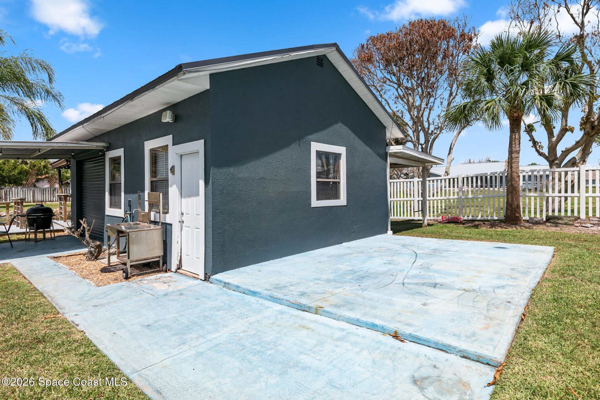 2955 N Tropical Trail, Merritt Island, FL 32953 Photo