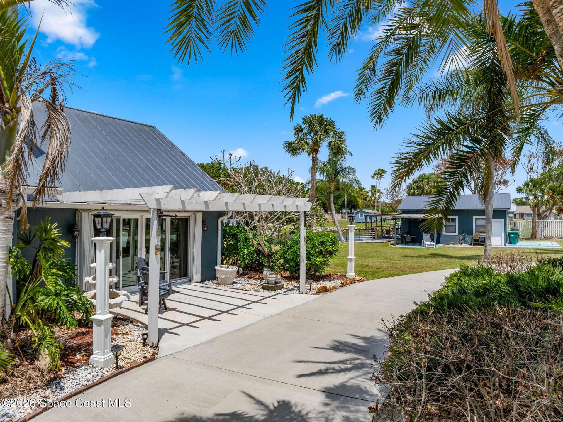 2955 N Tropical Trail, Merritt Island, FL 32953 Photo