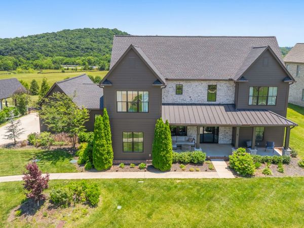6594 Windmill Dr, College Grove, TN 37046
