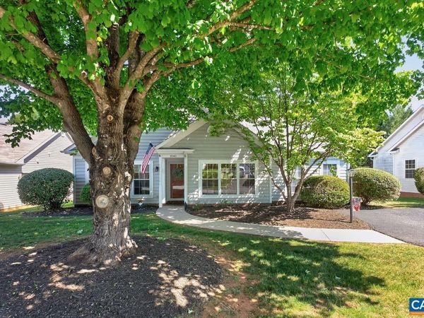 1045 WINTERGREEN LN, Charlottesville, VA 22903
