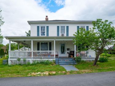 602 FIRST ST, Shenandoah, VA 22849