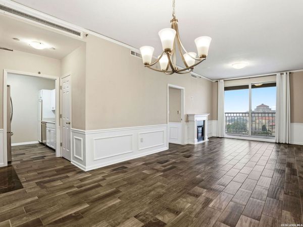 1 Towers Park Lane, Unit 1007, San Antonio, TX 78209