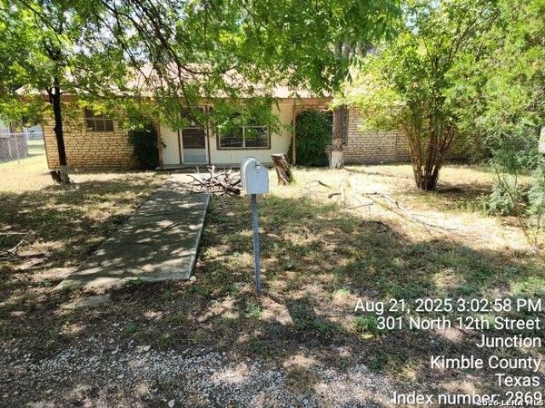 235 N 12TH ST, Junction, TX 76849