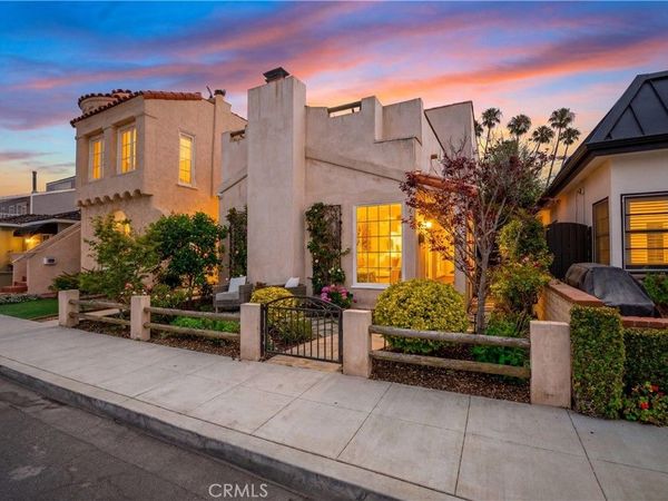 24 Via Di Roma Walk, Long Beach, CA 90803