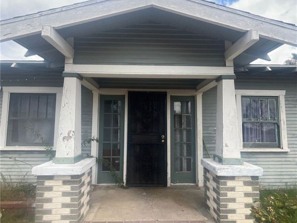 847 S Philadelphia, Anaheim, CA 92805