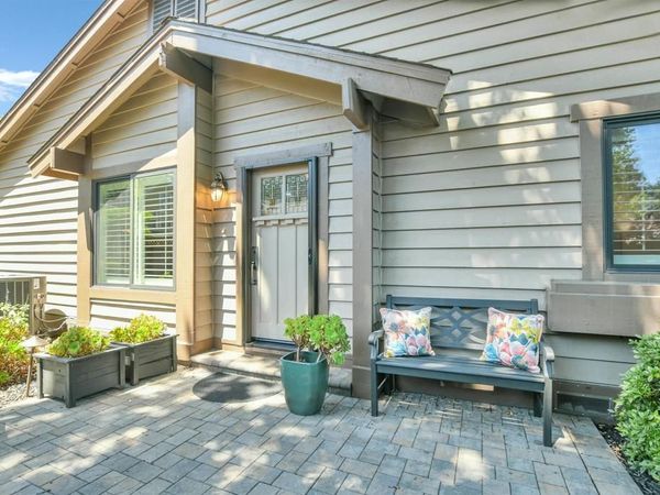 215 Charter Oak Circle, Walnut Creek, CA 94597