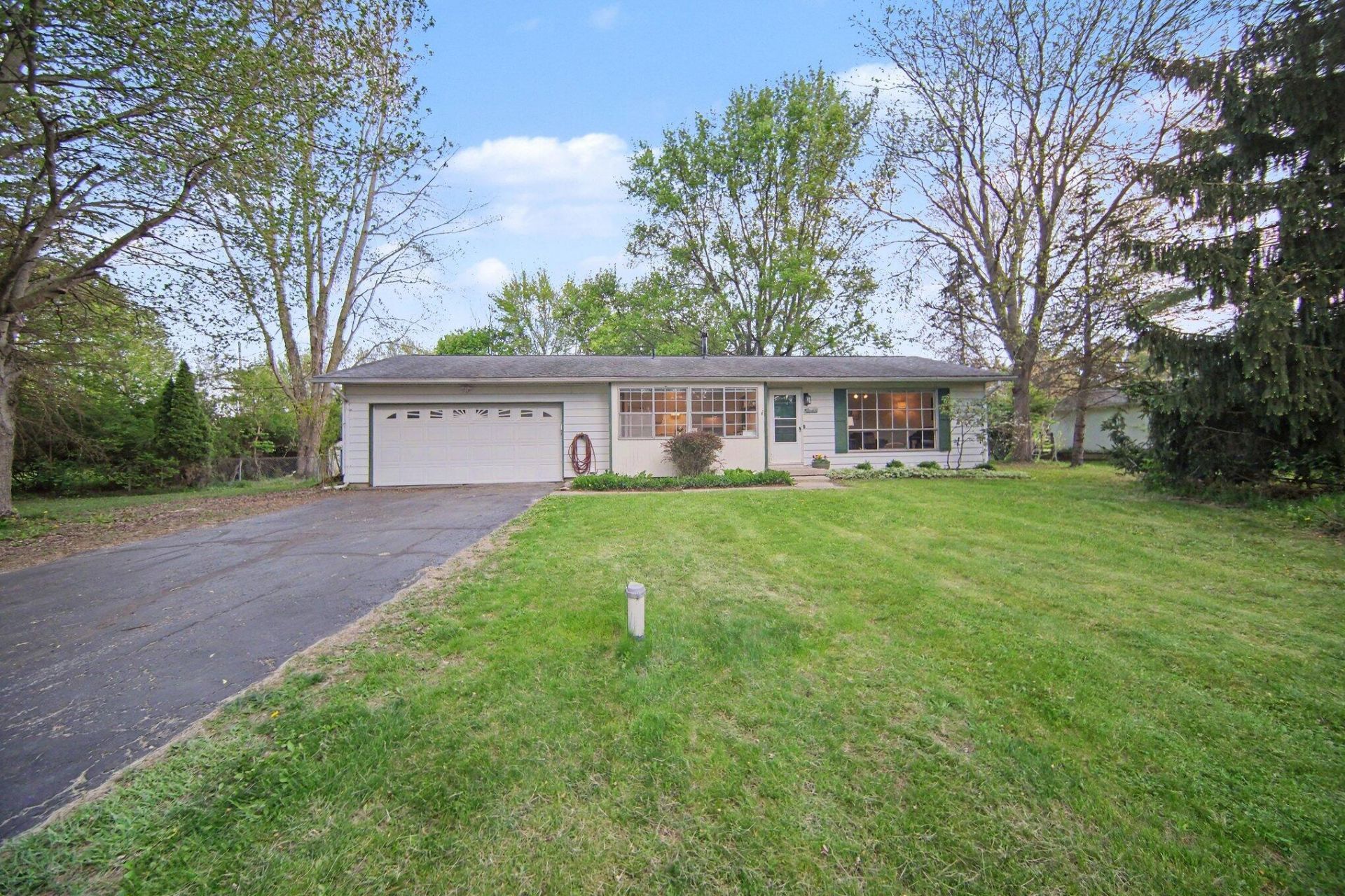 13593 E Old Us Highway 12, Chelsea, MI 48118 Main Photo