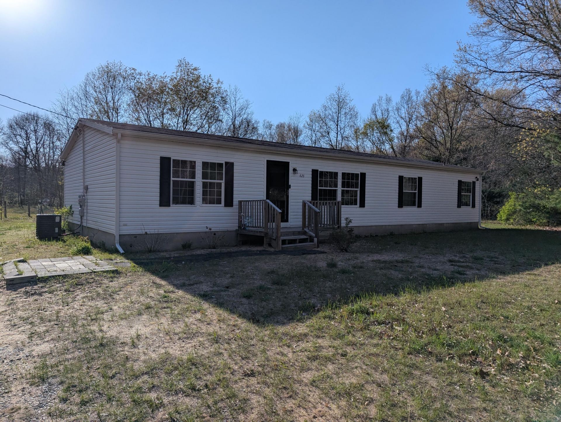 626 W River Road, Muskegon, MI 49445 Main Photo