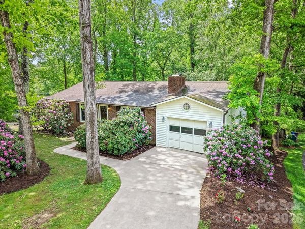 98 Pensacola Avenue, Arden, NC 28704