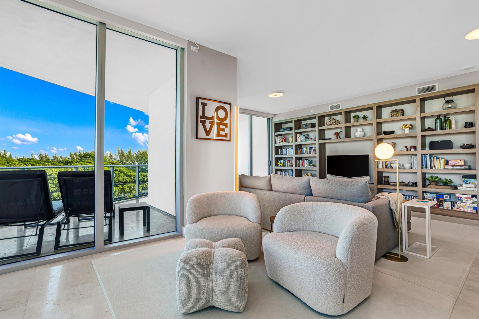 701 N Fort Lauderdale Beach Boulevard, Unit 406, Fort Lauderdale, FL 33304 Photo