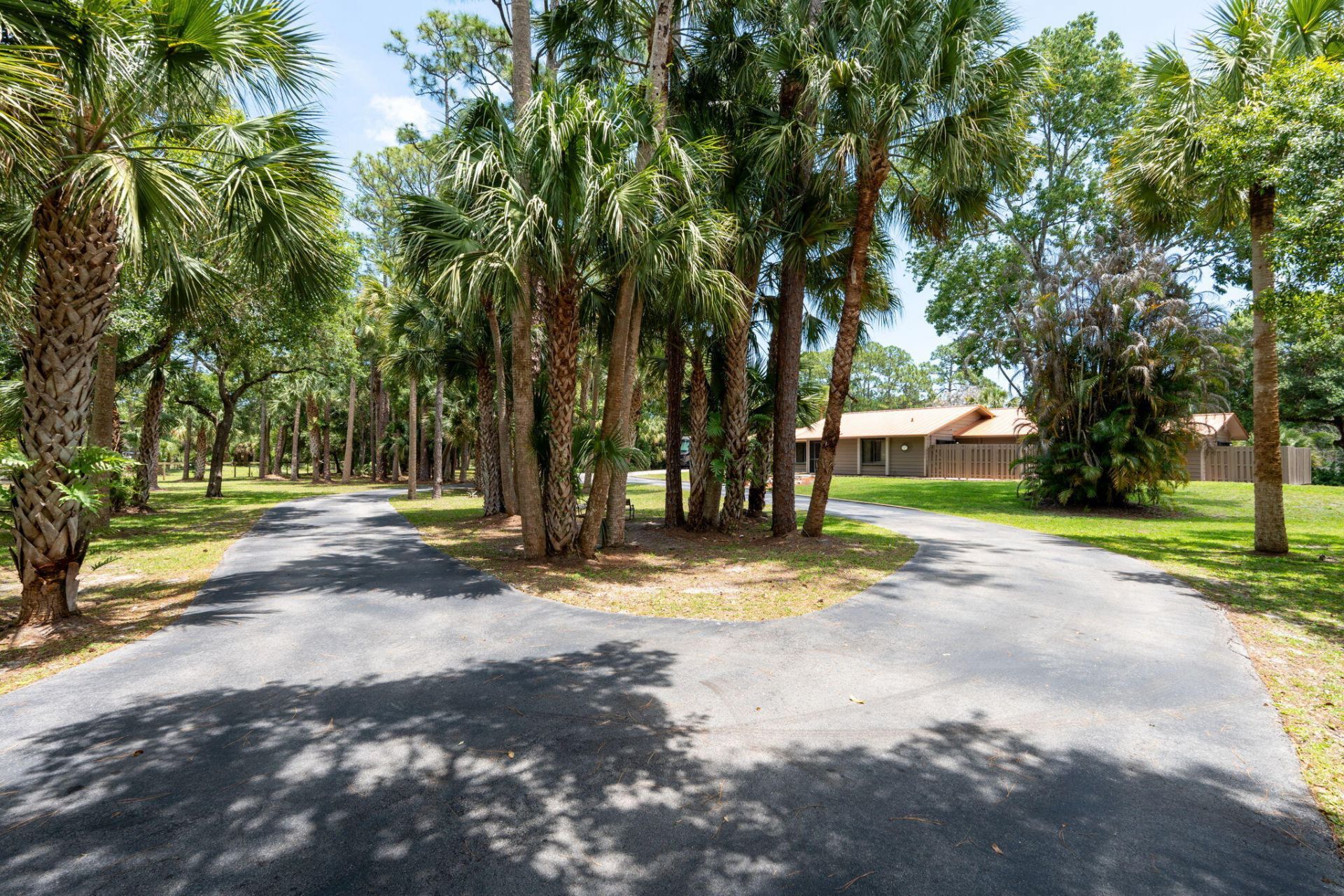 11001 SW Hawkview Circle, Stuart, FL 34997 Photo