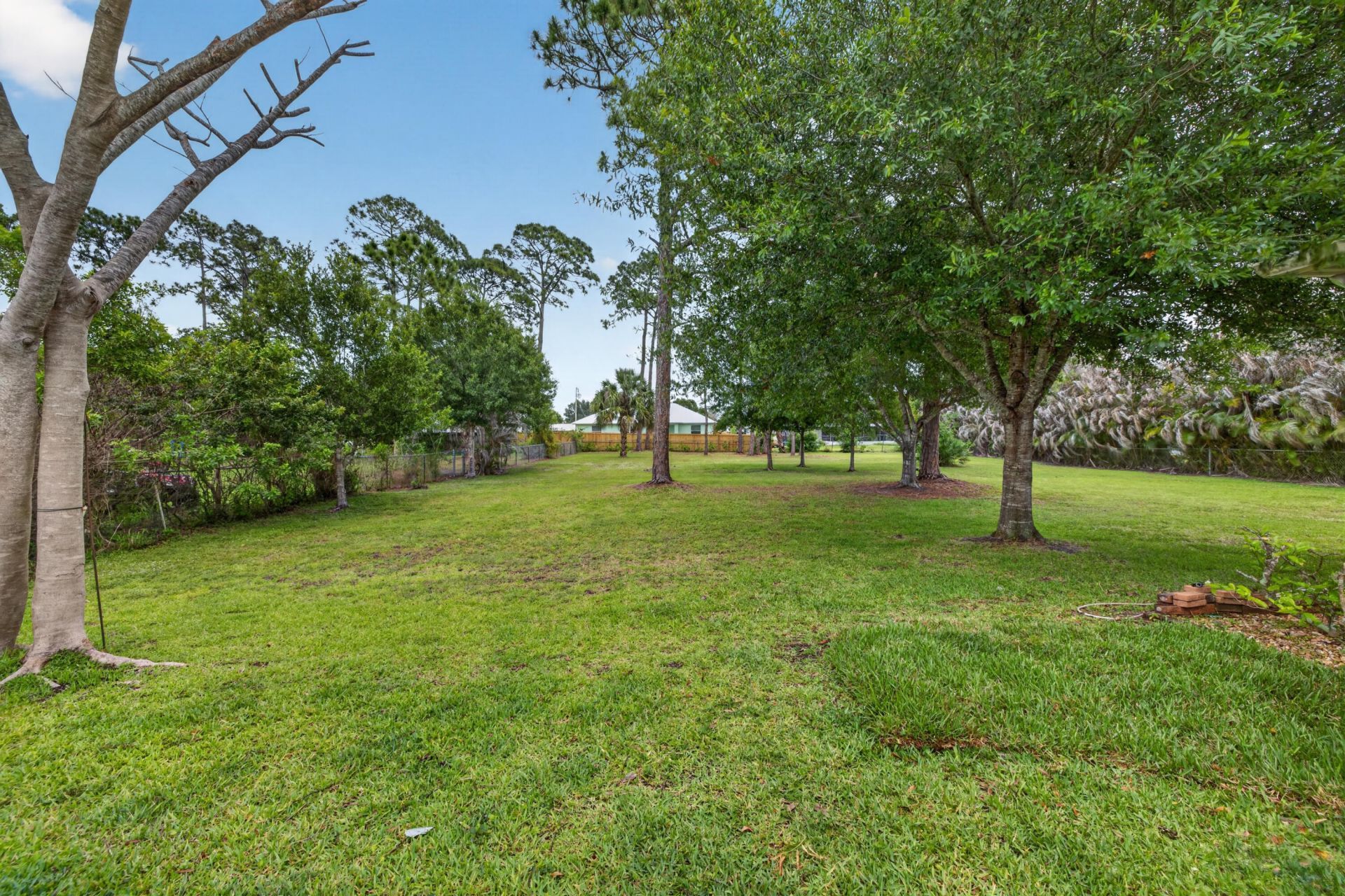 5606 Silver Oak Drive, Fort Pierce, FL 34982 Photo