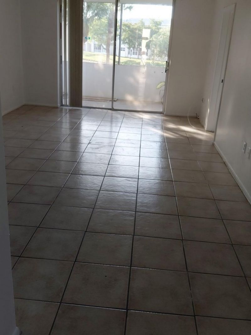 8460 Sunrise Lakes Boulevard, Sunrise, FL 33322 Photo