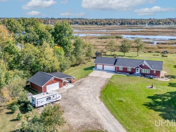 10126 U.25 Road, Masonville Twp, MI 49878