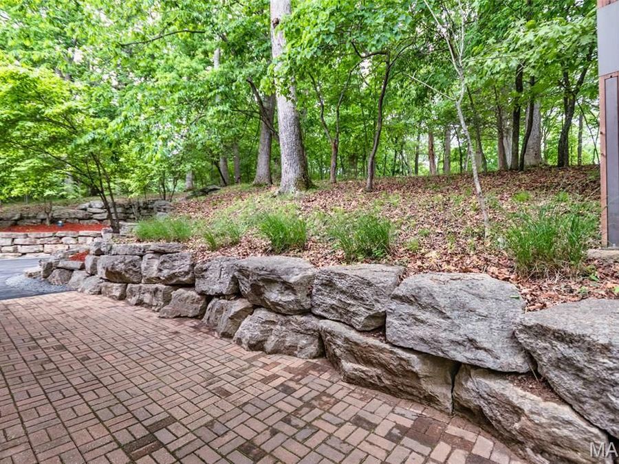 Property Image 92