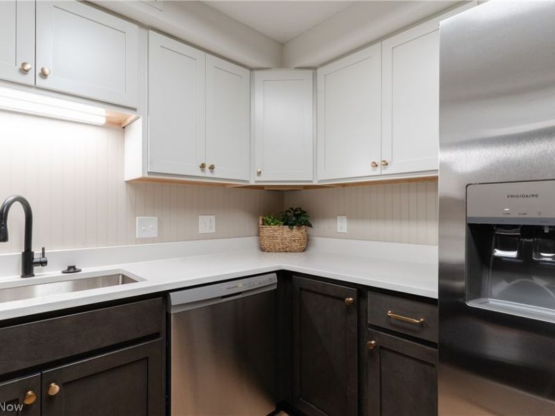 935 Canyon View Road , Unit 202, Sagamore Hills, OH 44067 Photo 12