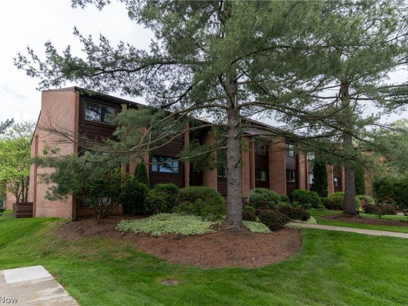 935 Canyon View Road , Unit 202, Sagamore Hills, OH 44067 Photo 35