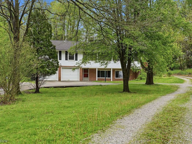 1556 Koons Road , North Canton, OH 44720 Photo 3