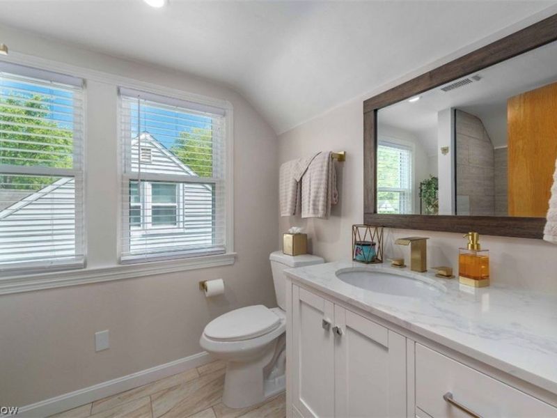 4687 W 226th Street W, Fairview Park, OH 44126 Photo 38