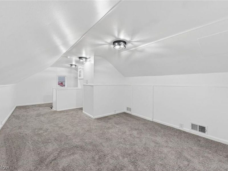 3377 W 131st Street , Cleveland, OH 44111 Photo 14