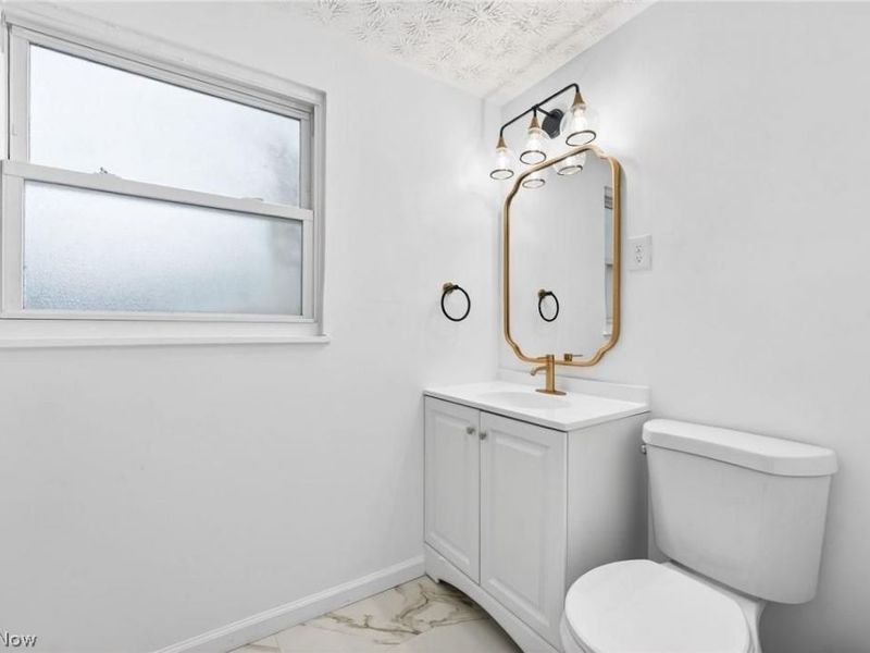 3377 W 131st Street , Cleveland, OH 44111 Photo 17