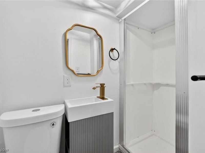 3377 W 131st Street , Cleveland, OH 44111 Photo 18