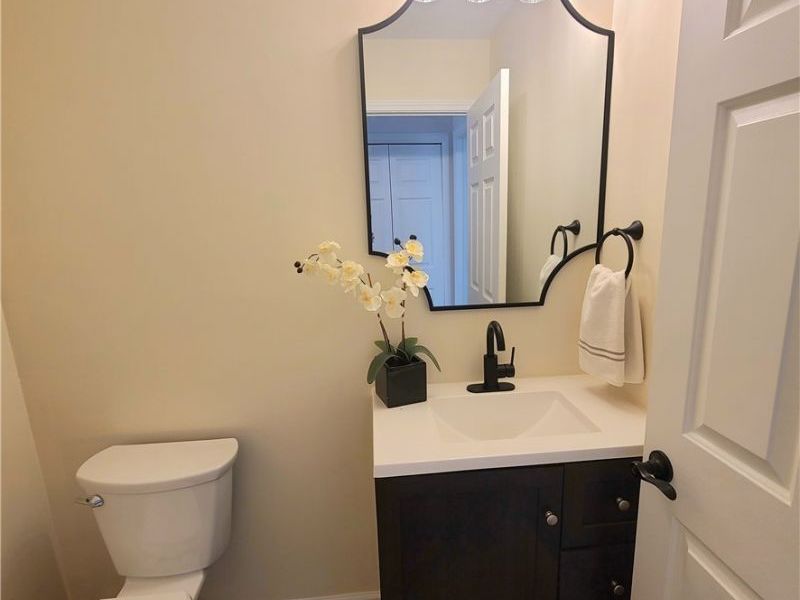 6817 Chaffee Court , Brecksville, OH 44141 Photo 5