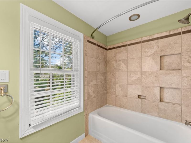 3806 Westwood Road , University Heights, OH 44118 Photo 26