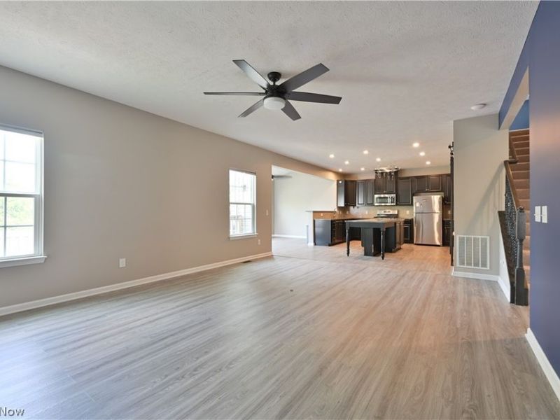 38816 Coronado Avenue , Avon, OH 44011 Photo 12