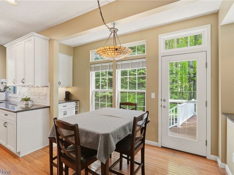 9181 Millstream Circle , Olmsted Falls, OH 44138 Photo 15