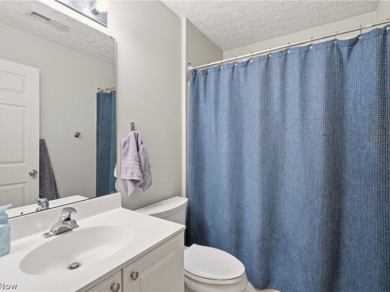 9181 Millstream Circle , Olmsted Falls, OH 44138 Photo 35