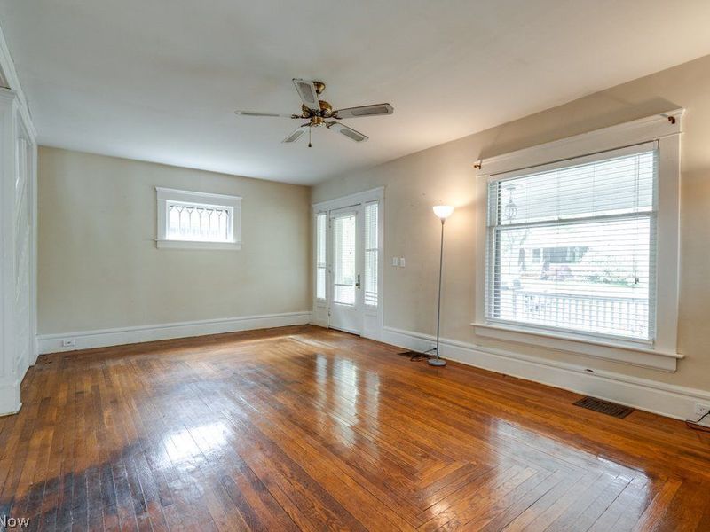 836 Elmore Avenue , Akron, OH 44302 Photo 8