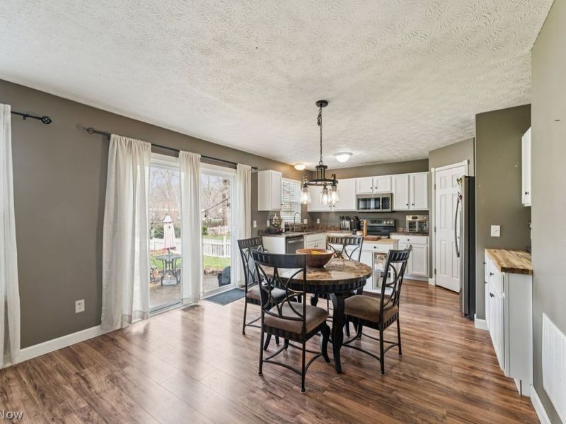 9209 Wellspring Avenue NW, North Canton, OH 44720 Photo 4
