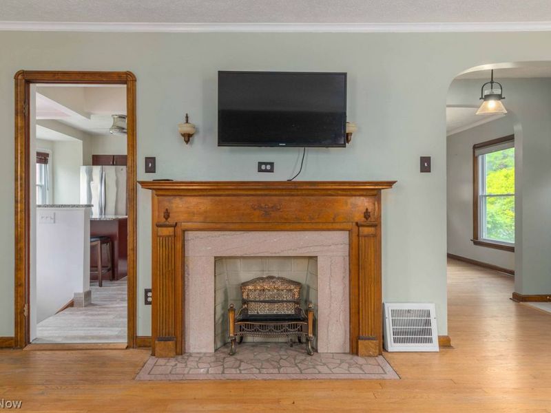 6101 Parkridge Avenue , Cleveland, OH 44144 Photo 12