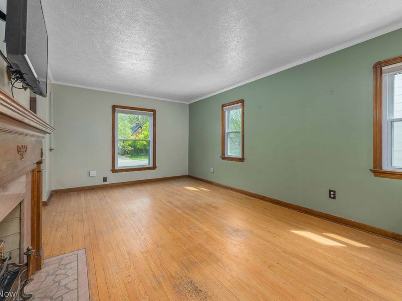 6101 Parkridge Avenue , Cleveland, OH 44144 Photo 14