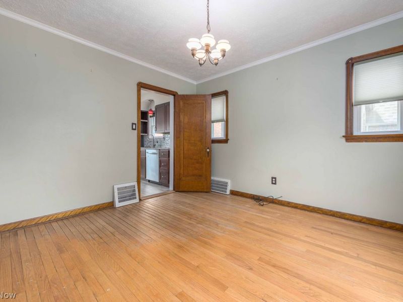 6101 Parkridge Avenue , Cleveland, OH 44144 Photo 16