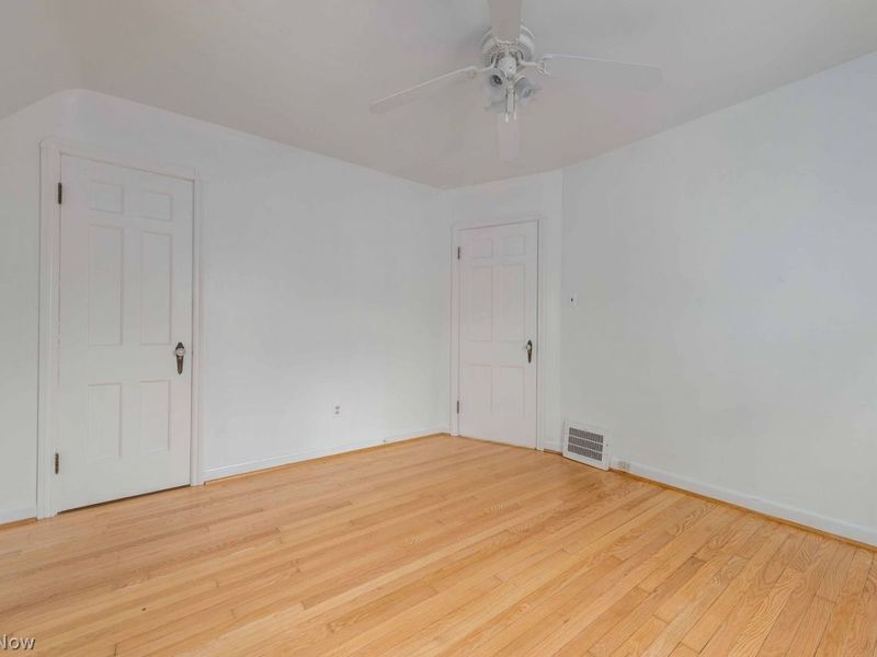 6101 Parkridge Avenue , Cleveland, OH 44144 Photo 30