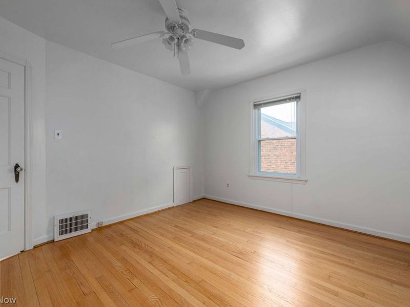 6101 Parkridge Avenue , Cleveland, OH 44144 Photo 31