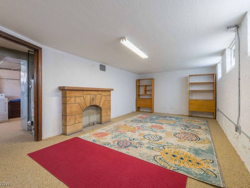 6101 Parkridge Avenue , Cleveland, OH 44144 Photo 39