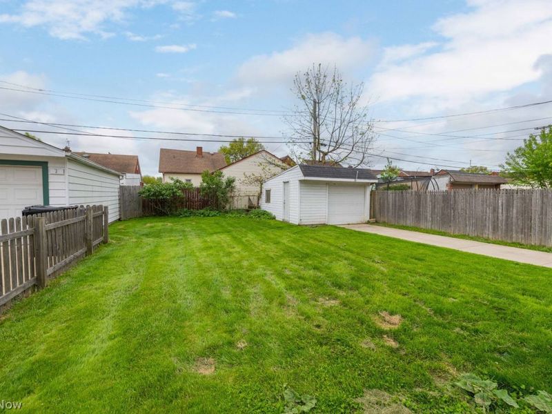 6101 Parkridge Avenue , Cleveland, OH 44144 Photo 4