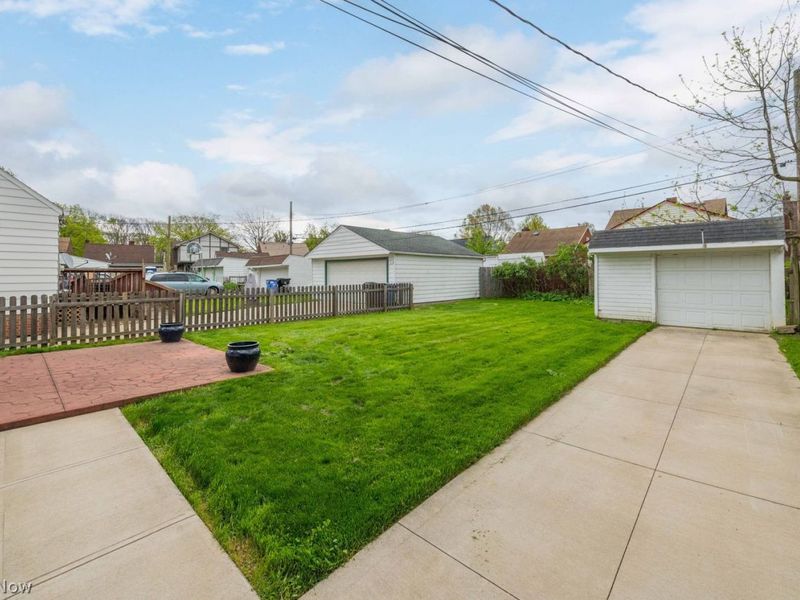 6101 Parkridge Avenue , Cleveland, OH 44144 Photo 5
