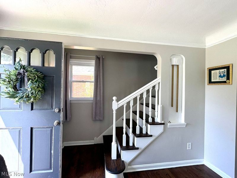 8016 Pelham Drive , Parma, OH 44129 Photo 3