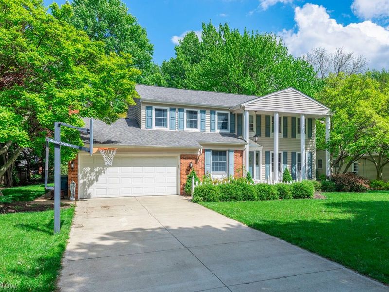 387 Hurst Drive , Bay Village, OH 44140 Photo 2