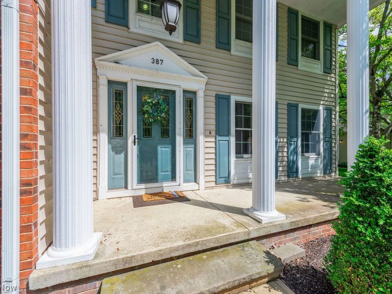 387 Hurst Drive , Bay Village, OH 44140 Photo 4