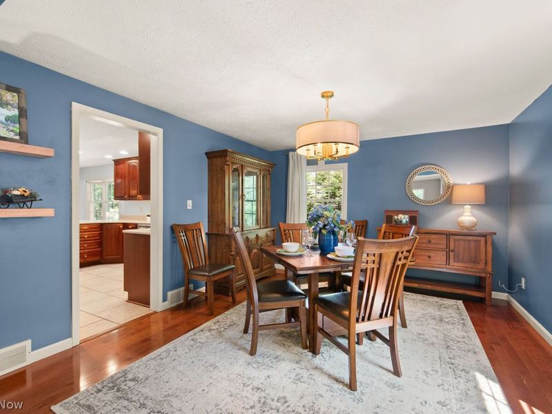 387 Hurst Drive , Bay Village, OH 44140 Photo 8