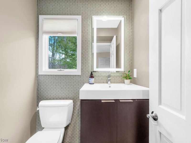 29232 Inverness Drive , Bay Village, OH 44140 Photo 23