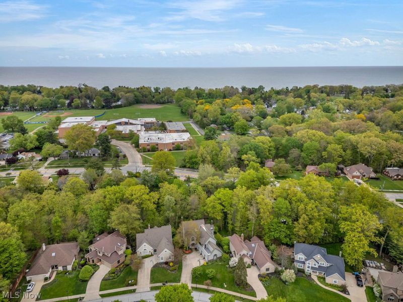29232 Inverness Drive , Bay Village, OH 44140 Photo 3
