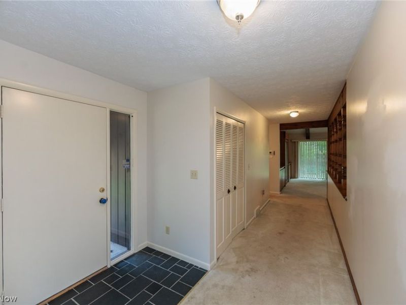928 Trimble Place , Sagamore Hills, OH 44067 Photo 6