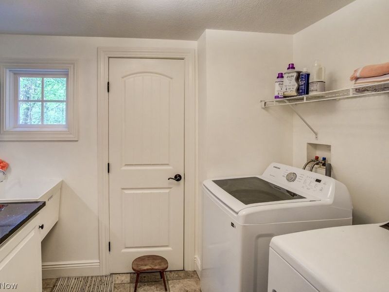 Chagrin Falls, OH 44022 Photo 19